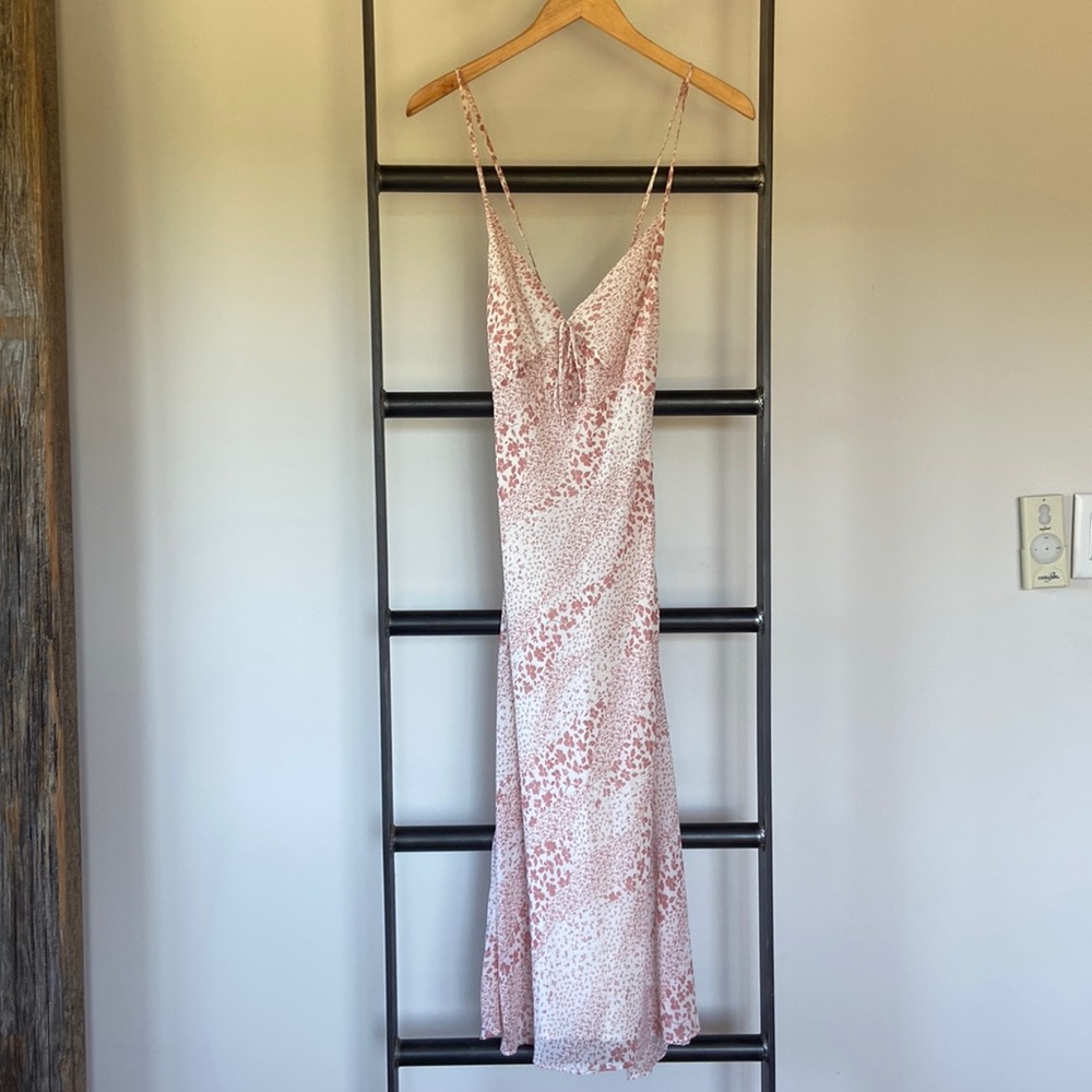 COPY - Midi Rose/White Dress